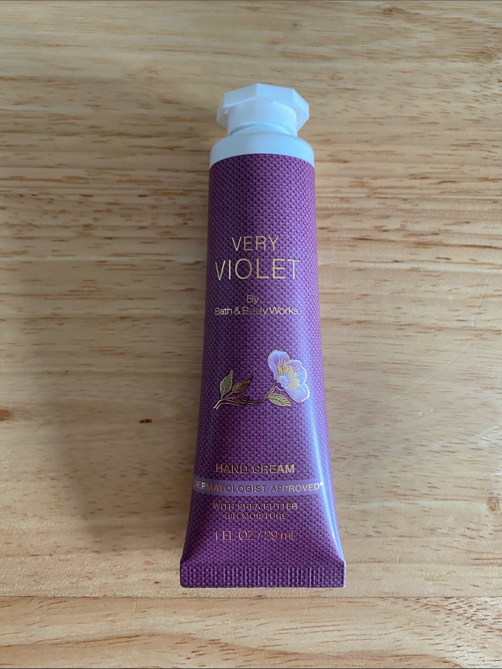 Bath & Body Works Very Violet Hand Cream